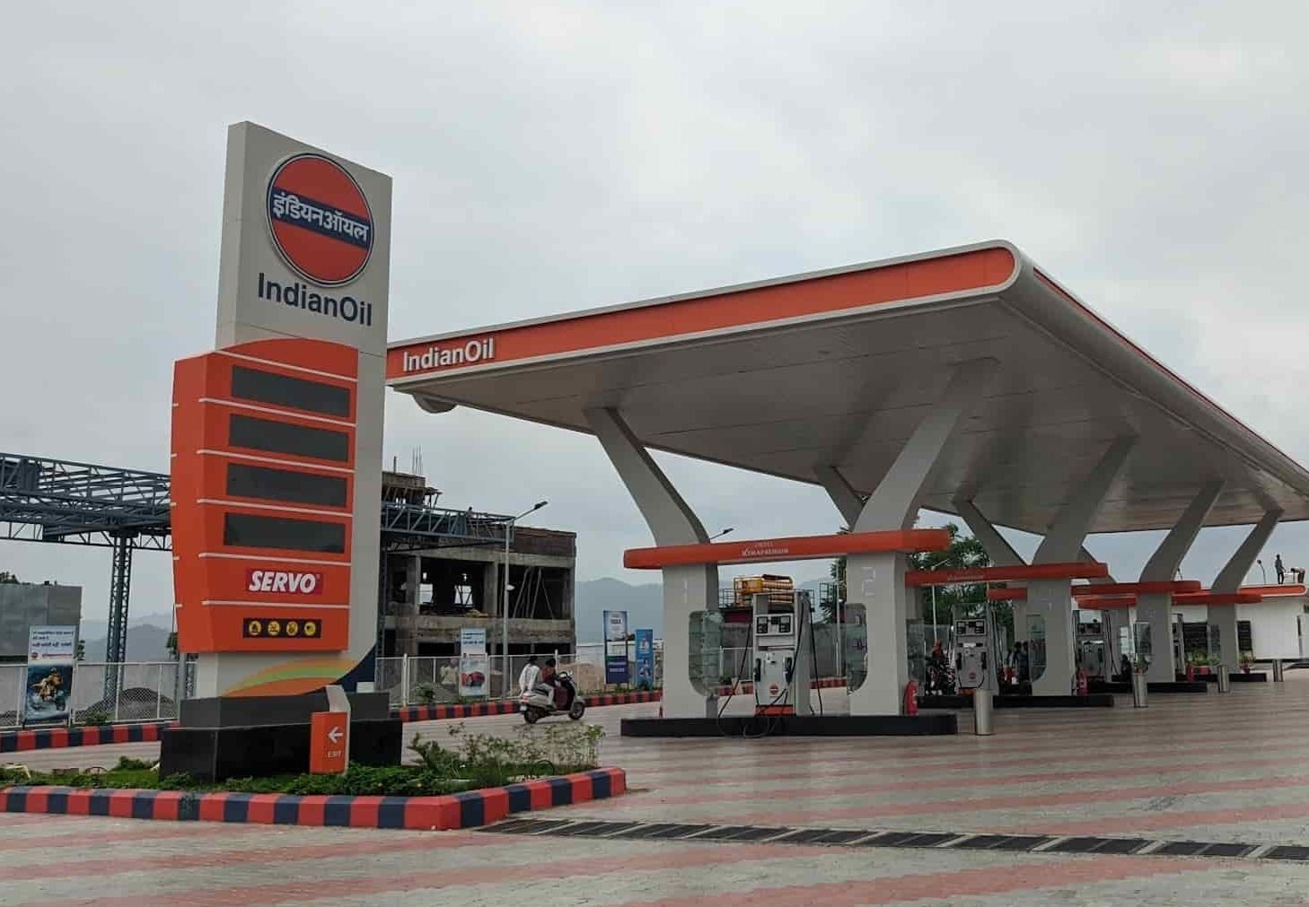 aopalva vatika street no 3 beside cng pump kothariya main road rajkot