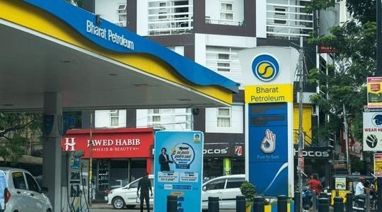 bharat petroleum petrol pump auto fuel services