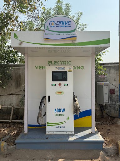 CNG, K L Petroleum