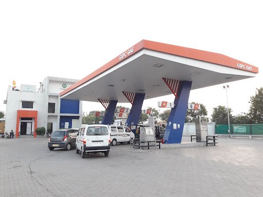 Gujarat Gas CNG Station.