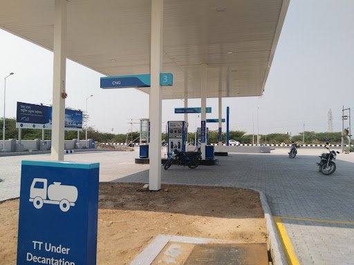 Jain Filling ceneter (Nayara CNG Diesel petrol pump))