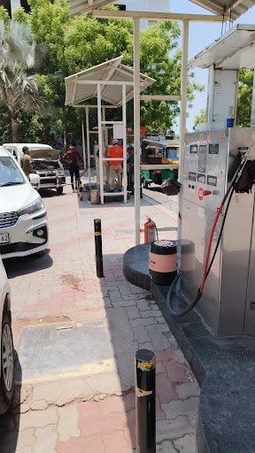 Gujarat Gas CNG Station
