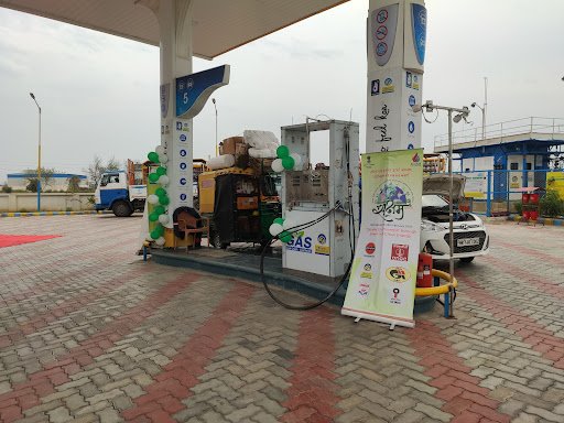 BPCL Petrol Pump & CNG Pump - Shri Maruti Nandan Filling Station - Bharat Petroleum - BPCL CNG/petrol/Diesel