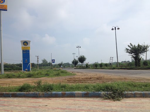 Bharat Petroleum Petrol Pump and CNG pump Bharat Petroleum Petrol Pump and CNG pump