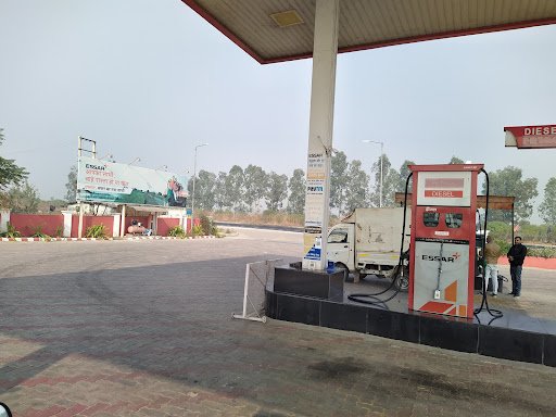 Essar Petrol Pump Om Filling