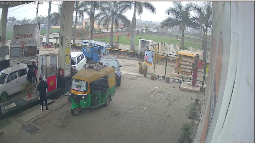 CNG PUMP IN KARNAL Radhe Radhe Filling Station , BEST IGL CNG STATION IN KARNAL,GAS STATION ON INDRI LADWA YAMUNANAGAR ROAD