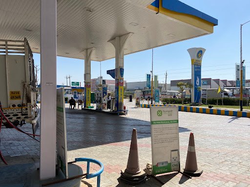 Prag Filling Station/ CNG Prag Filling Station/ CNG