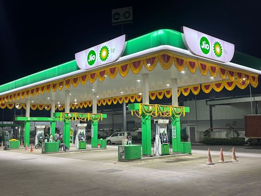 JIO BP (RELIANCE) DIESEL PETROL & CNG PUMP