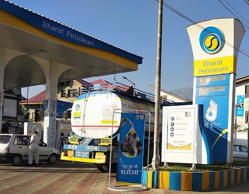 Kashmir filling station Kashmir filling station