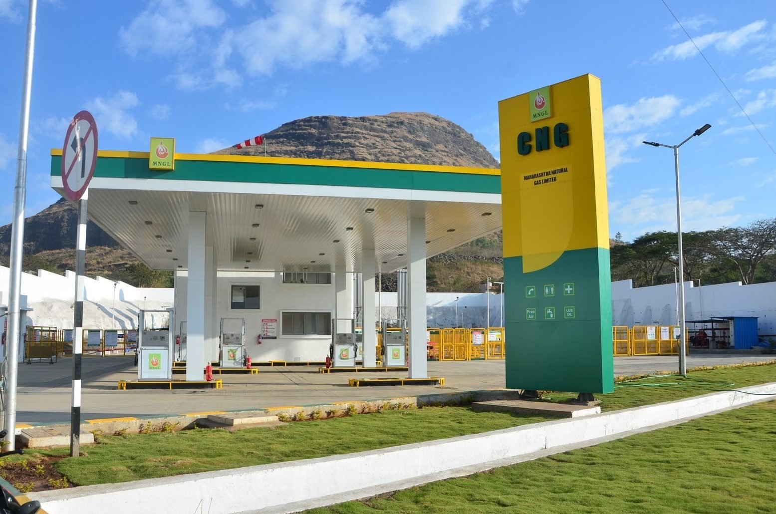 maharashtra natural gas limited cng